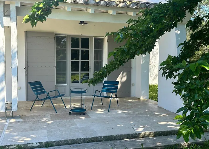 Mas Du Couvin, Maison D\'Hotes En Camargue
