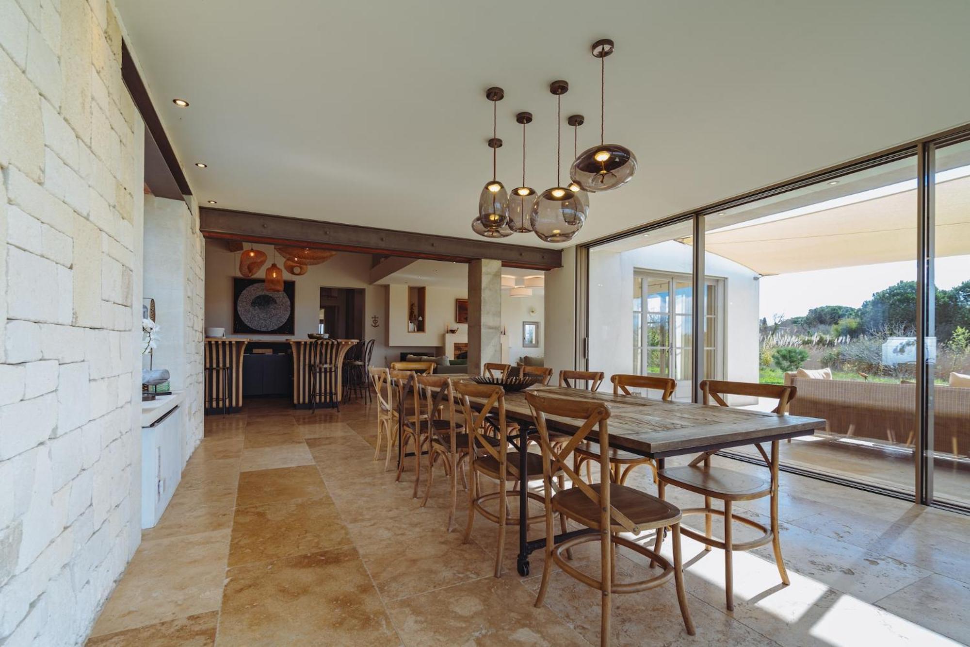 Bed & Breakfast Mas Du Couvin, En Camargue 5*