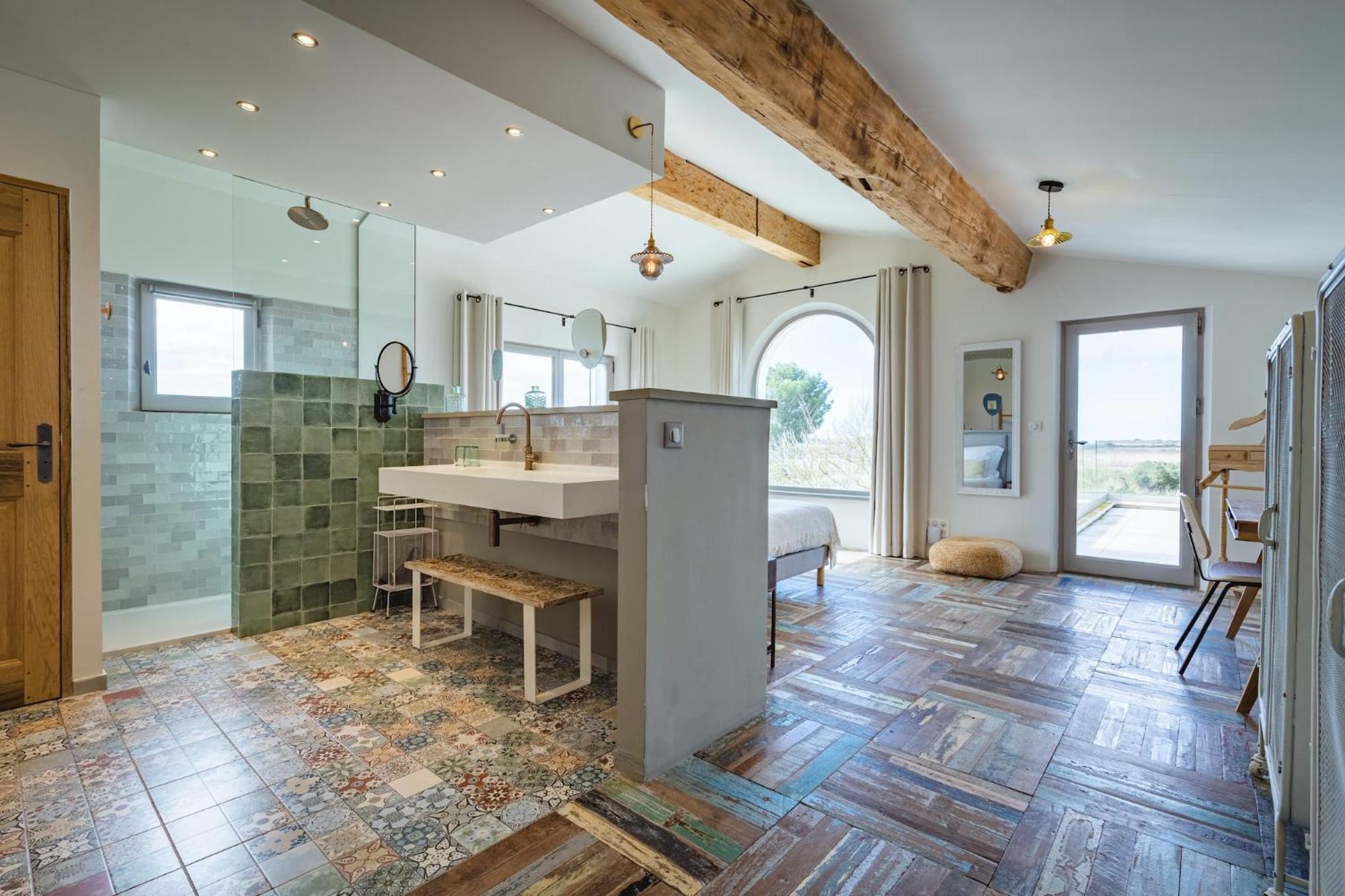 Bed & Breakfast Mas Du Couvin, En Camargue 5*