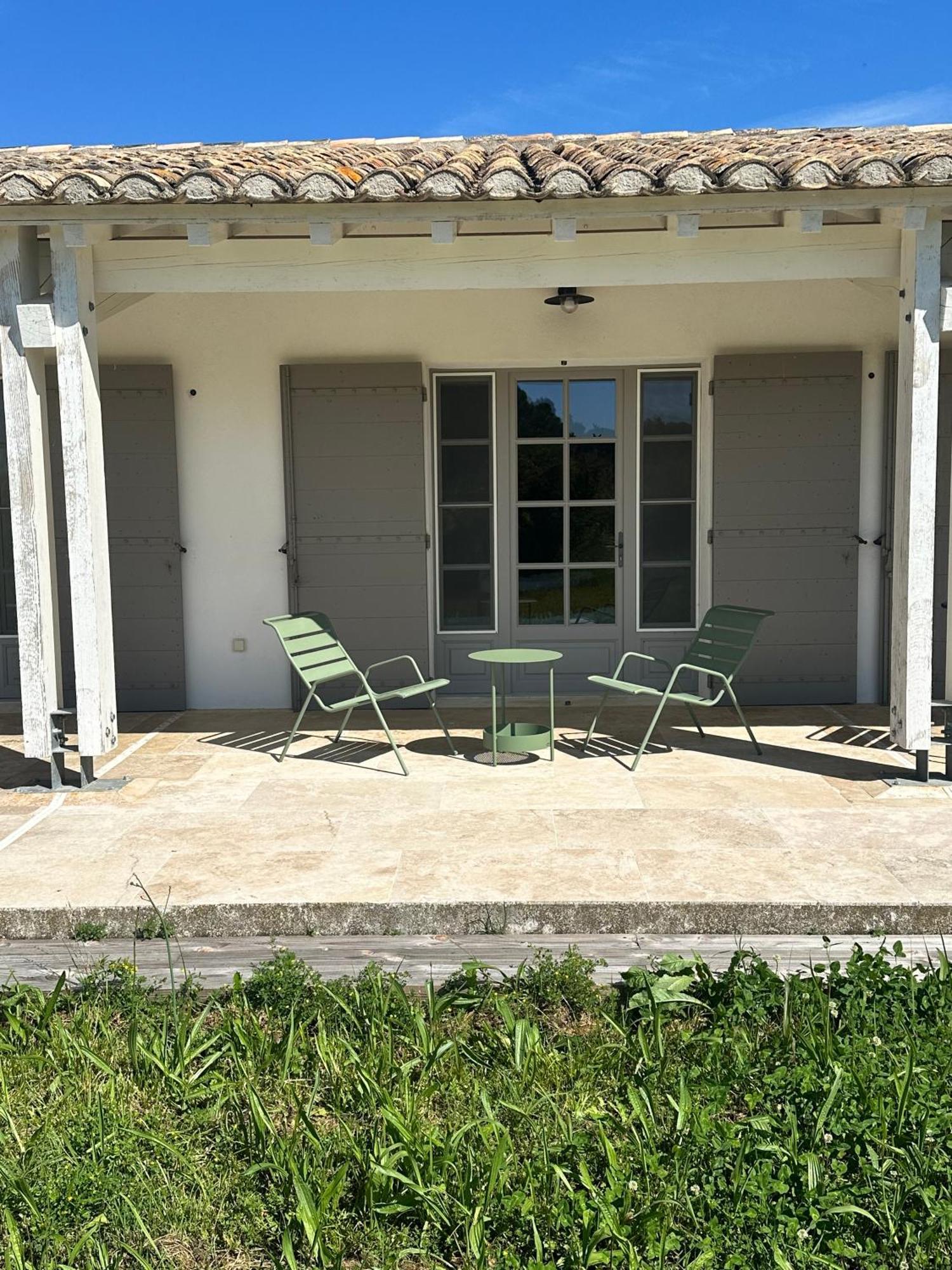 Mas Du Couvin, En Camargue Bed & Breakfast 5*